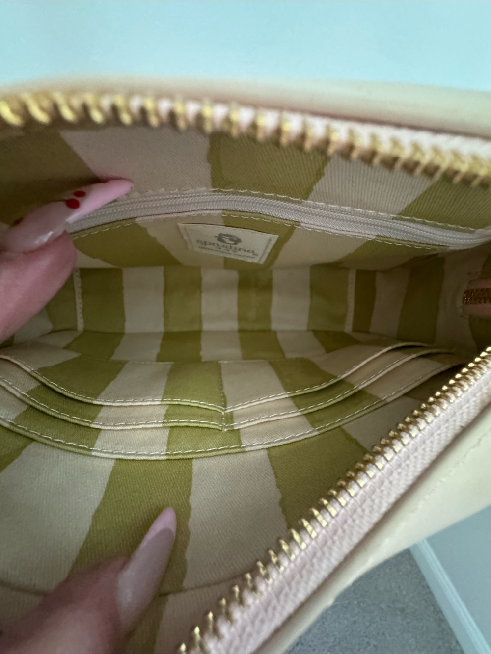 Spartina 449 Faye Crossbody bag in the Castillo Green Palms print, - Picture 4 of 9